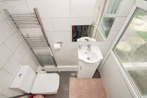 Photo 16- click for photo gallery